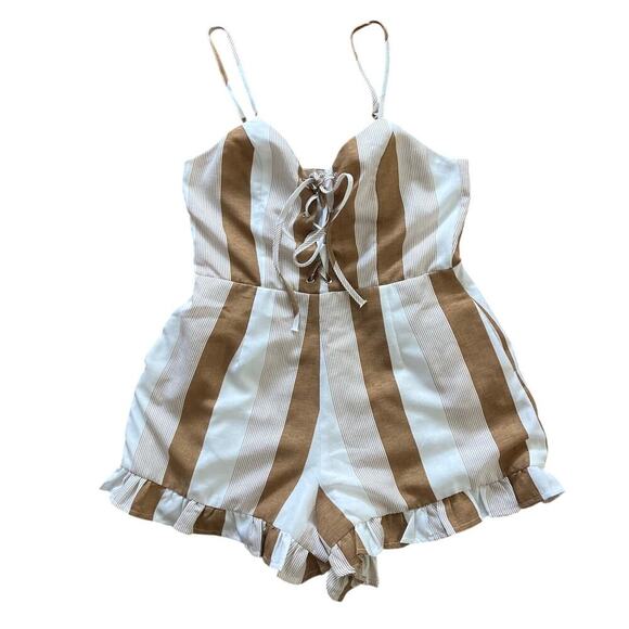L’atiste Striped Crisscross Tie Front Romper Small Ruffle Hem Sleeveless Zipper - Picture 1 of 8
